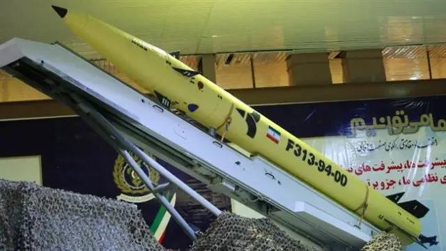 Iran unveils missile FATEH 313 Teheran 640 001