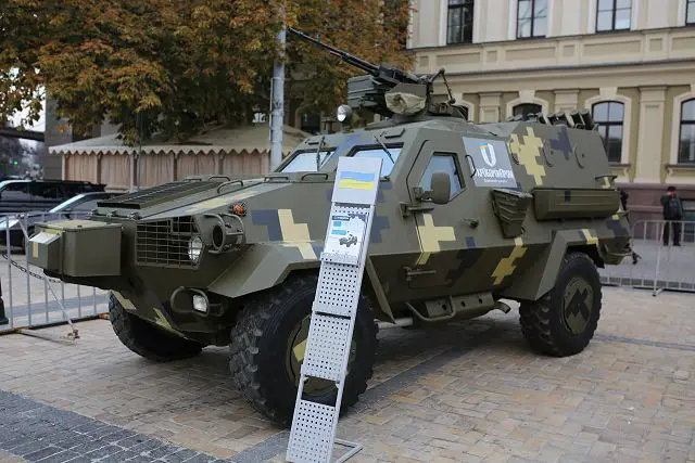 The newest 4x4 armoured vehicle Dozor-B ready to enter in service with Ukrainian armed forces 640 001