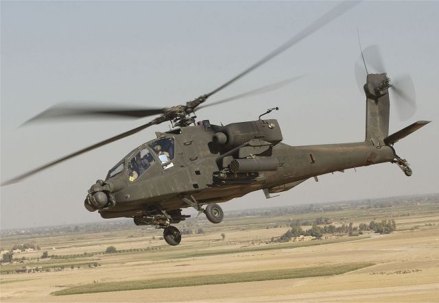 The 1/501st Aviation Battalion with the 1st Armored Division's Combat Aviation Brigade on Fort Bliss, Texas, became first unit converted to a heavy attack reconnaissance squadron, equipped with AH-64 Apache Longbow helicopters and the new tactical common data link-equipped RQ-7Bv2 Shadows.
