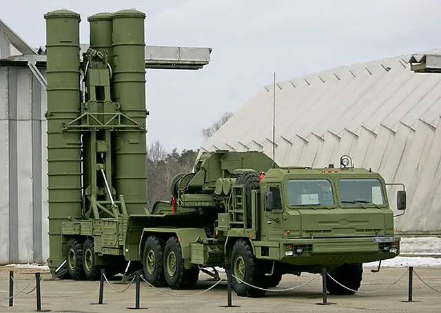 Russian troops of air defence units have performed successful firing of S-400 missile systems 640 001