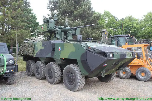 The Czech government has approved a list of 11 tenders, worth several billions of crowns, that the Defence Ministry will declare this year, including a planned acquisition of more than 60 armoured vehicles. The Czech Defence Ministry wants to obtain 20 wheeled armoured vehicles worth 1.3 billion crowns. The vehicles should be delivered in 2018-2020 and the tender will be launched in the summer. 