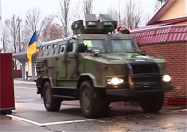 According a video releases on Internet, the Ukrainian-made Kozak-2 4x4 armoured vehicle personnel carrier is now in service with the Ukrainian Border Guards. February 11, 2016, a column of armoured vehicles including modernized BTR-70 APC and Kozak-2 were shot at the entrance of Ukrainian border guards barracks in eastern Ukraine. 