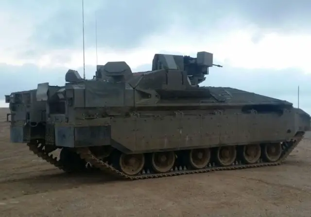 Israel s Defense Ministry unveiled the first Namer APC fitted with the Trophy anti missile system 640 001