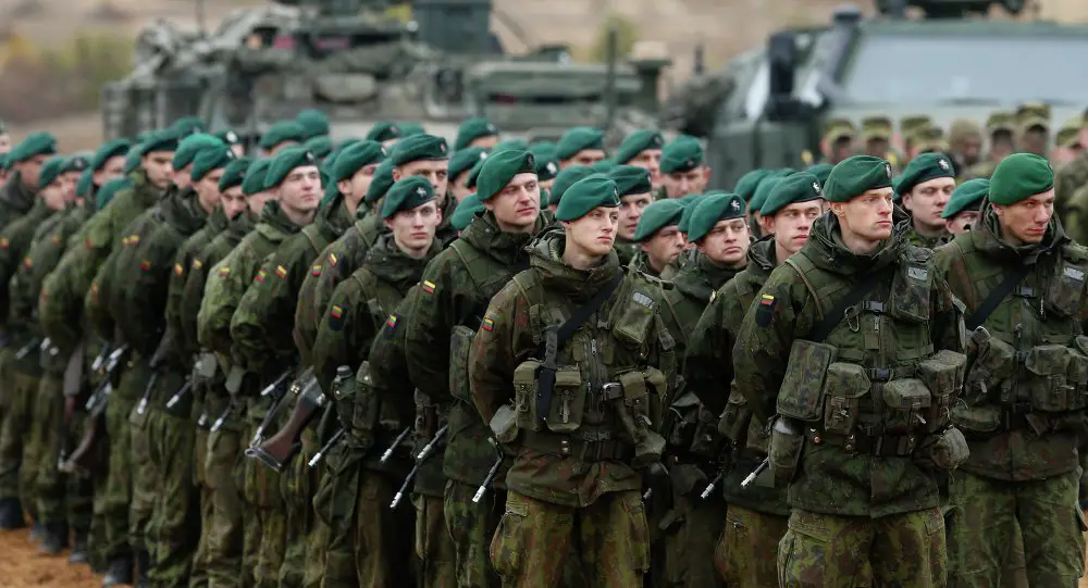 Lithuania will reintroduce permanent mandatory military conscription 640 001