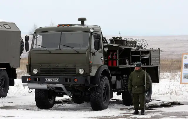 The Eastern Military District’s NBC protection regiment based in the Amur Region in Russia’s Far East has received a batch of advanced ARS-14KM versatile decontamination trucks based on the KAMAZ-43114 cross-country vehicle, the district’s press office said.