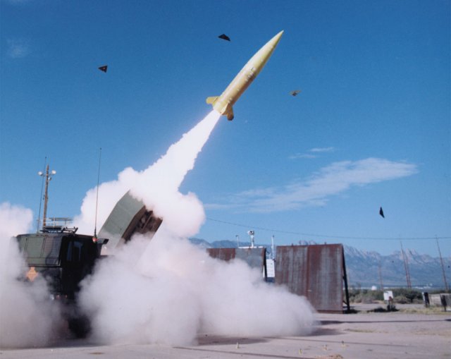 LockheedMartin Delivers First Modernized TACMS Missile to US Army 640 001