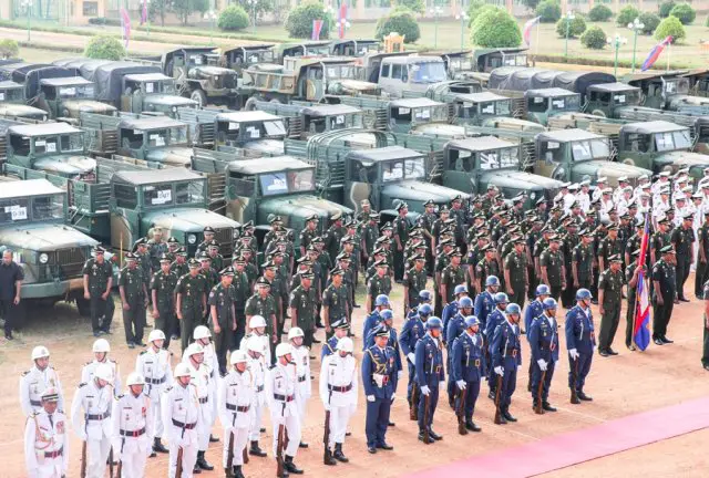 The first batch were handed over Thursday 23 March 2017 at a ceremony at the Techo Hun Sen Military Technical Institute in Kampong Speu province. The trucks, light utility vehicles, excavators, bulldozers, buses, ambulances and cars were deployed in rows in the area where the ceremony took place. General Chao Phirun, the director-general of the Defense Ministry’s materiel and technical services department, said it was the third time Cambodia had received military aid from South Korea.