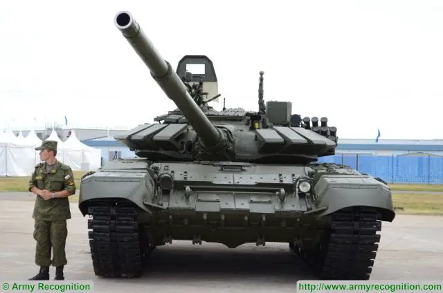 The Russian defense ministry continues the modernization of T-72B tanks to the level of T-72B3. The combat capabilities of the upgraded version considerably surpass those of the predecessor. The first batch of 20 tanks with additional protection has been modernized, passed the necessary tests and was delivered to the troops, the press service of the defense ministry said.