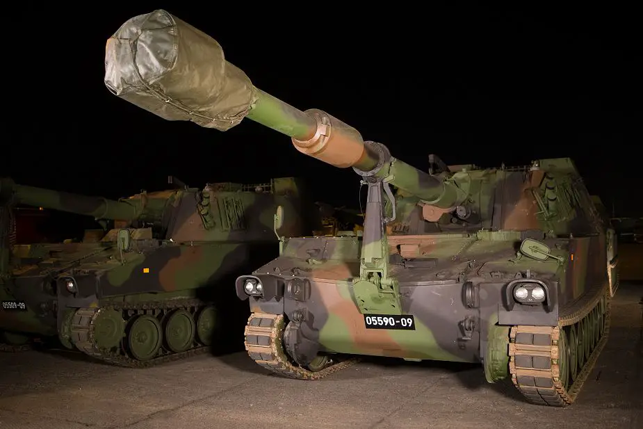 Latvia army takes delivery of 39 M109A5 155mm self propelled howitzers from Austria 925 001