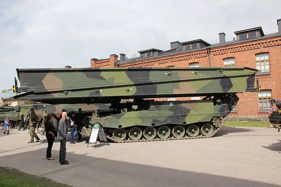 Patria will deliver 4 Leopard 2L bridge layer to Finnish army 925 001