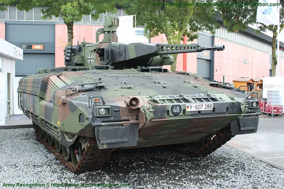 Puma the four candidats to replace Czech BVP 2 IFV tracked armored 925 001