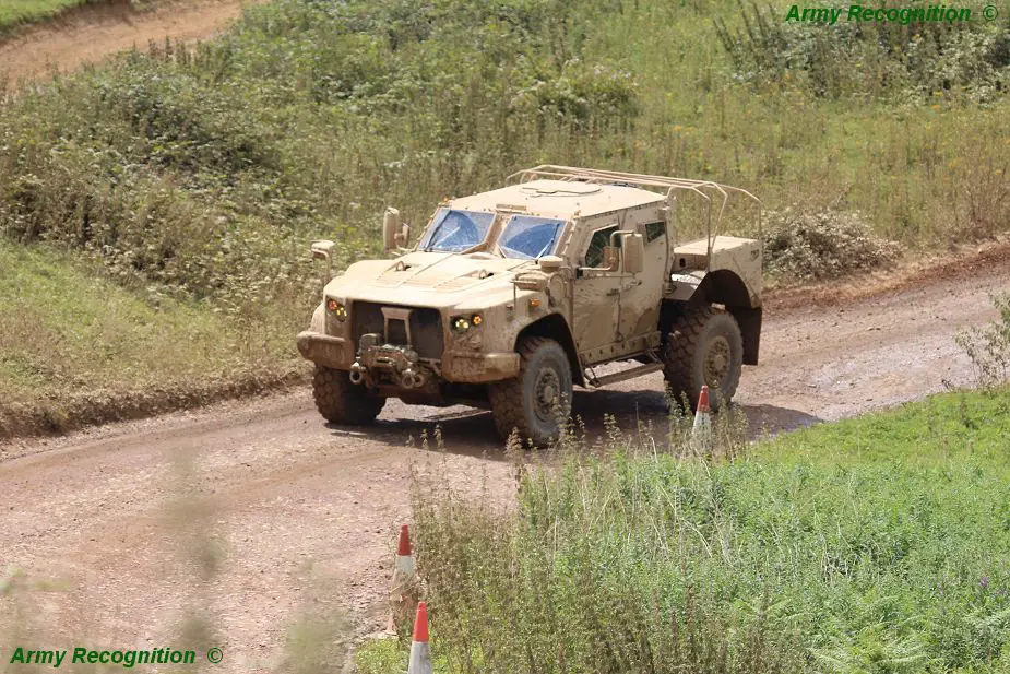 US JLTV demonstrated to Regional Medic and Cold Steel II soldiers 925 001