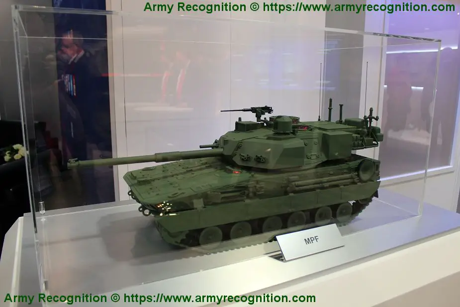 General Dynamics presents scale model of its light tank for MPF program of US Army AUSA 2019 925 001
