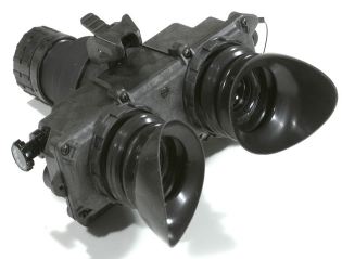 AN/PVS-7D F5001 Night Vision Goggles Exelis technical data sheet specifications information description intelligence identification pictures photos images US Army United States American defence industry military technology