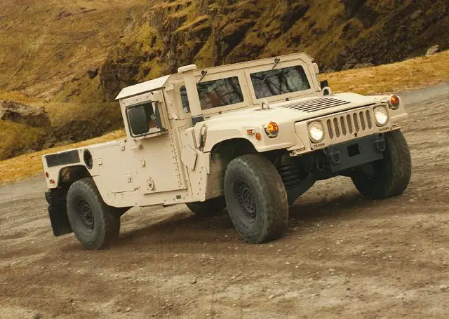 M1152A1 HMMWV Humvee AM General 4x4 cargo troop carrier tactical vehicle United States American US Army 640 001