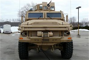 RG33_MRRMV_MRAP_Mine_Resistant_Recovery_Maintenance_%20wheeled_Vehicle_United_States_US_army_front_side_view_001.jpg