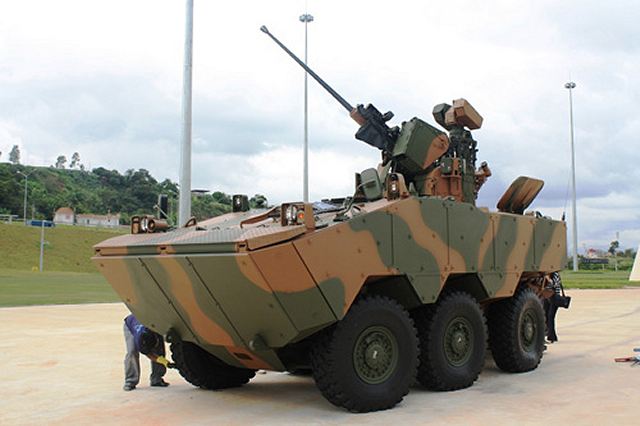 Guarani_APC_wheeled_armoured_vehicle_personnel_carrier_Brazil_Brazilian_army_640_002.jpg