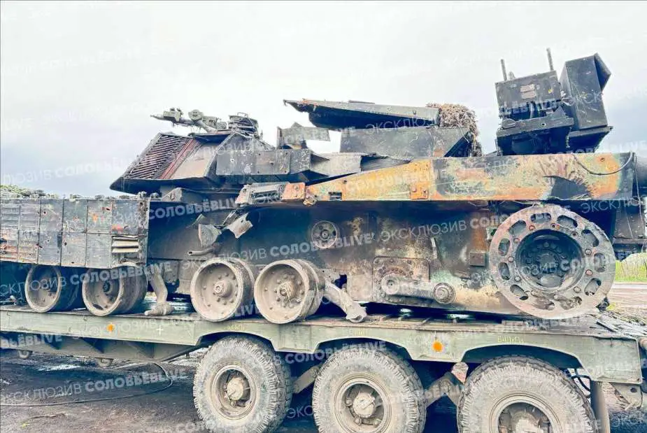 Russia Captures First US M1150 ABV Recovery Vehicle in Ukraine 925 002