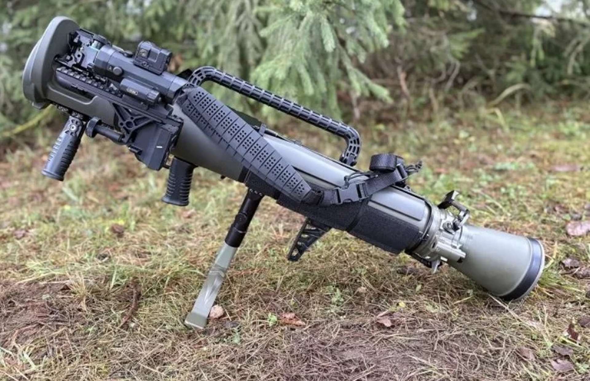 Lightweight 84 mm Carl-Gustaf M4 RD recoilless rifle delivering reusable multi-role firepower against armor, bunkers, and troops out to 2 km plus (Picture source: Lithuanian MoD).