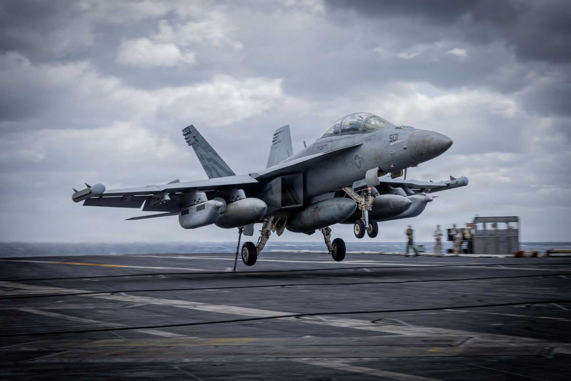 The AN/ALQ-264(V) Beowulf will likely improve how the EA-18G Growler detects, processes, and coordinates electronic warfare operations across its sensors and jamming systems. (Picture source: U.S. Navy)