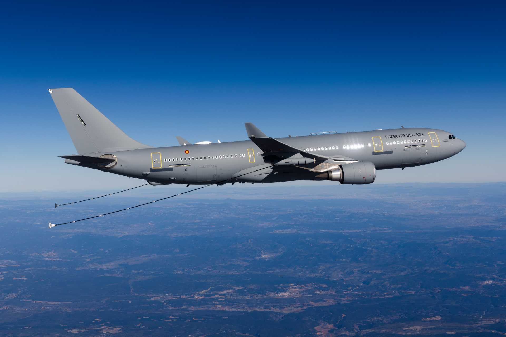 Discussions are ongoing between the Spanish Ministry of Defence and Airbus regarding a potential expansion of the MRTT fleet, following the initial acquisition of three A330 airliners in 2021 for €810 million, sourced from Iberia and converted to tanker configuration in Getafe. (Picture source: Airbus)