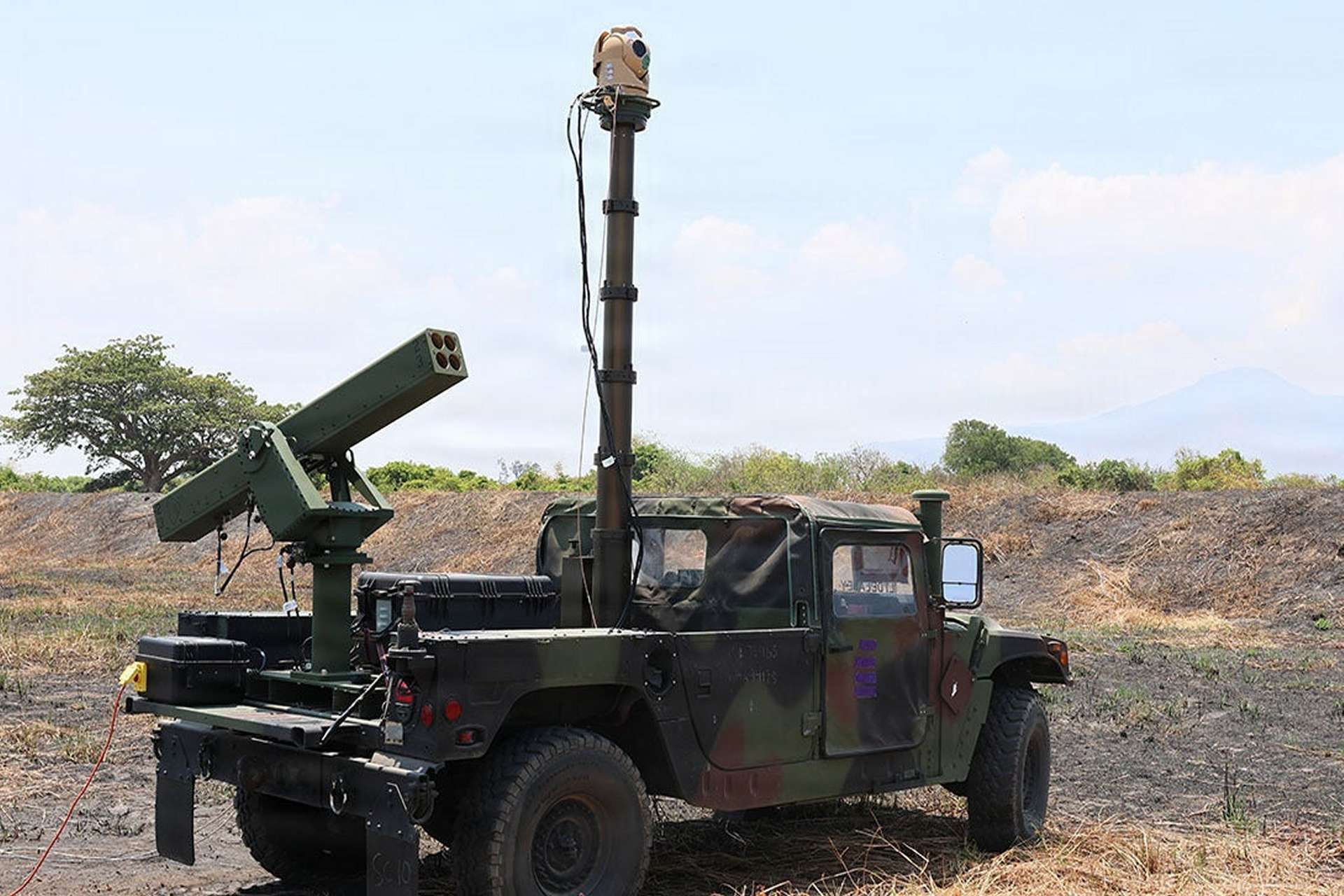L3Harris’ VAMPIRE counter-drone weapon system, armed with four 70 mm laser-guided rockets and an electro-optical/infrared targeting sensor, was evaluated during Exercise Balikatan 2026 in the Philippines as part of a layered U.S. and allied air-defense architecture against small unmanned aerial threats (Picture source: L3Harris Technologies).