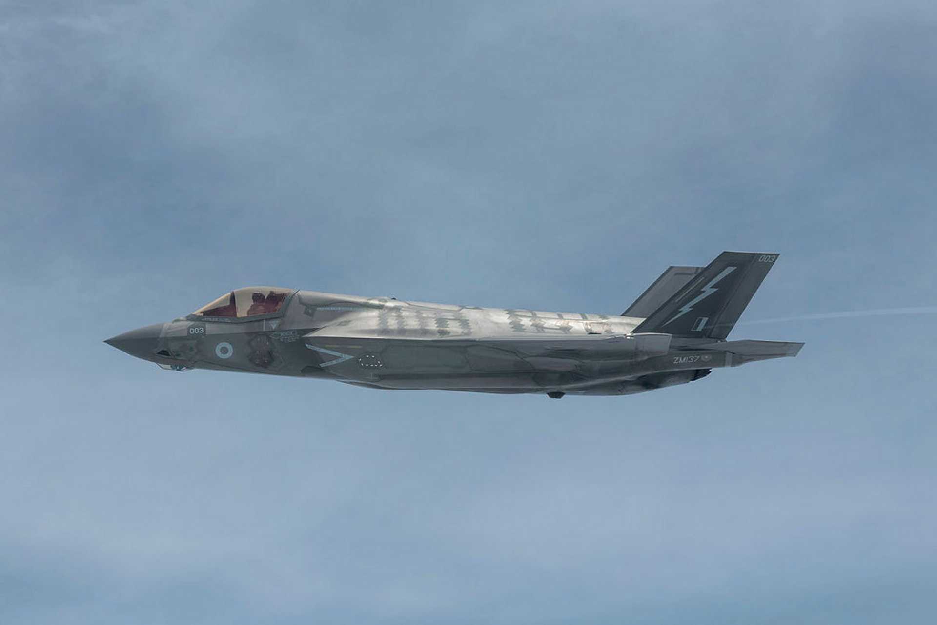 British Royal Navy F-35B Lightning II stealth fighter aircraft during flight operations, illustrating the aircraft selected to carry the future MBDA SPEAR long-range precision strike missile capability for the United Kingdom.