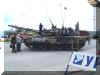 T-80UK_Russian_Expo_Arms_2002_06.jpg (84653 bytes)