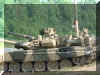 T-90S_Russia_Main_Battle_Tank_04.jpg (98514 bytes)