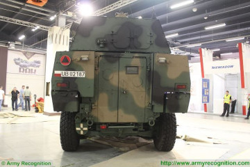 Click to enlarge image RAK_120mm_8x8_self-propelled_mortar_carrier_armoured_vehicle_Poland_Polish_army_defense_industry_military_equipment_005.jpg