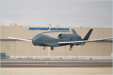 Click to enlarge image RQ-4_Global_Hawk_lon-endurance_unmanned_aerial_reconnaissance_system_United_States_American_air_force_USAF_002.jpg