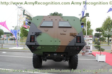 Click to enlarge image Bastion_HD_4x4_high_protected_wheeled_armoured_vehicle_infantry_personnel_carrier_Acmat_005.jpg