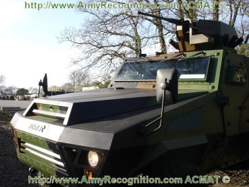 Click to enlarge image Bastion_HD_4x4_high_protected_wheeled_armoured_vehicle_infantry_personnel_carrier_Acmat_012.jpg