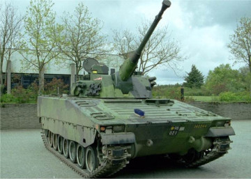 Click to enlarge image CV90_IFV_Infantry_Fighting_Vehicle_tracked_armored_BAE_Systems_Sweden_005.jpg