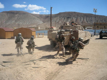 Click to enlarge image cv90_tracked_armoured_infantry_fighting_combat_vehicle_inn_Afghanistan_Swedish_Army_Sweden_001.jpg