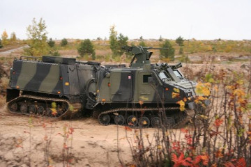 Click to enlarge image BVS10_Viking_amphibious_all-terrain_armoured_vehicle_BAE_Systems_VHM_vehicule_haute_mobilite_British_army_United_kingdom_011.jpg