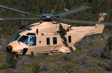 Click to enlarge image NH-90_TTH_multi-role_tactical_transport_helicopter_Eurocopter_France_French_aviation_defence_industry_007.jpg