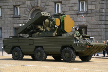 Click to enlarge image SA-8_Gecko_Osa_9K33_low-altitude_surface-to-air missile_system_Russia_Russian_army_003.jpg