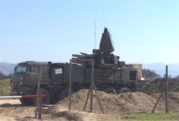 Click to enlarge image Pantsir-S2_Pantsyr-S2_air_defense_missile_system_anti-aircraft_gun_Russia_Russian_army_002.jpg