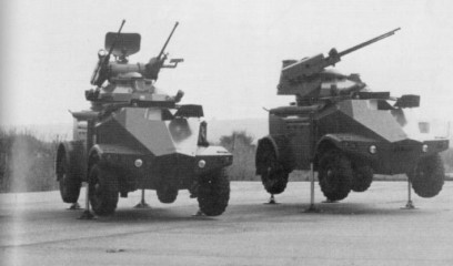Click to enlarge image panhard_M3_vda_anti-aircraft_wheeled_armoured_vehicle_French_France_Army_001.JPG