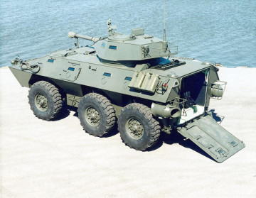Click to enlarge image LAV-300_90mm_Textron_Wheeled_Armored_Vehicle_United_States_07.jpg