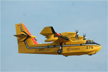 Click to enlarge image CL-415_Bombardier_415_amphibious_aircraft_wate_bomber_Canada_Canadian_aviation_industry_001.jpg