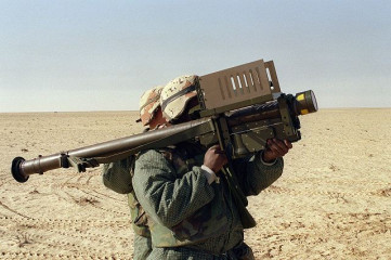 Click to enlarge image Stinger_fim-92A_man_portable_air_defense_system_MANPAD_United_States_American_defense_industry_010.jpg
