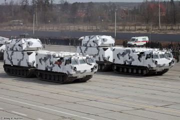 Click to enlarge image TOR-M2DT_9K331MDT_Arctic_short-range_air_defense_missile_system_on_DT-30PM_Russia_Russian_army_military_equipment_006.jpg