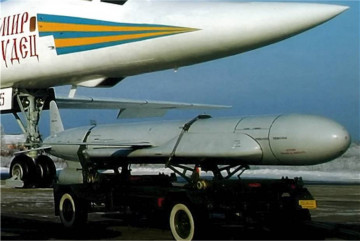 Click to enlarge image Kh-555_air-launched_subsonic_cruise_missile_Russia_003.jpg