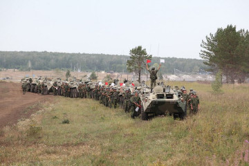 Click to enlarge image Indra-2012_Russia_India_military_exercises_live_firing_Siberian_Republic_Buryatia_014.jpg