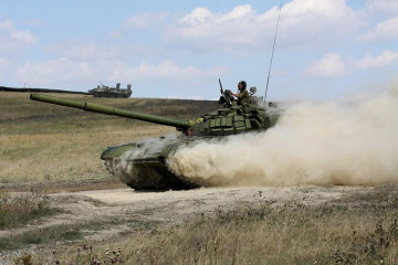 Click to enlarge image Indra-2012_Russia_India_military_exercises_live_firing_Siberian_Republic_Buryatia_019.jpg