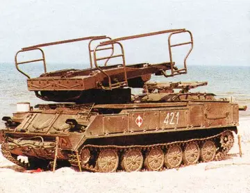 Click to enlarge image SA-6_gainful_self-propelled_air_defence_system_tracked_armoured_vehicle_Rusian_Russia_army_014.jpg