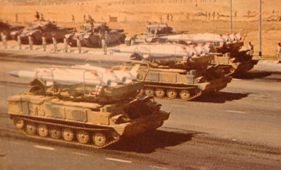 Click to enlarge image SA-6_gainful_self-propelled_air_defence_system_tracked_armoured_vehicle_Rusian_Russia_army_016.jpg