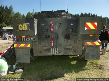 Click to enlarge image Warrior_MCV-80_AIFV_armoured_infantry_fighting_vehicle_United_Kingdom_British_army_defense_industry_military_technology_006.jpg